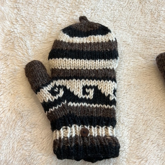 Homemade knit wool Flip Top Gloves - Picture 4 of 8